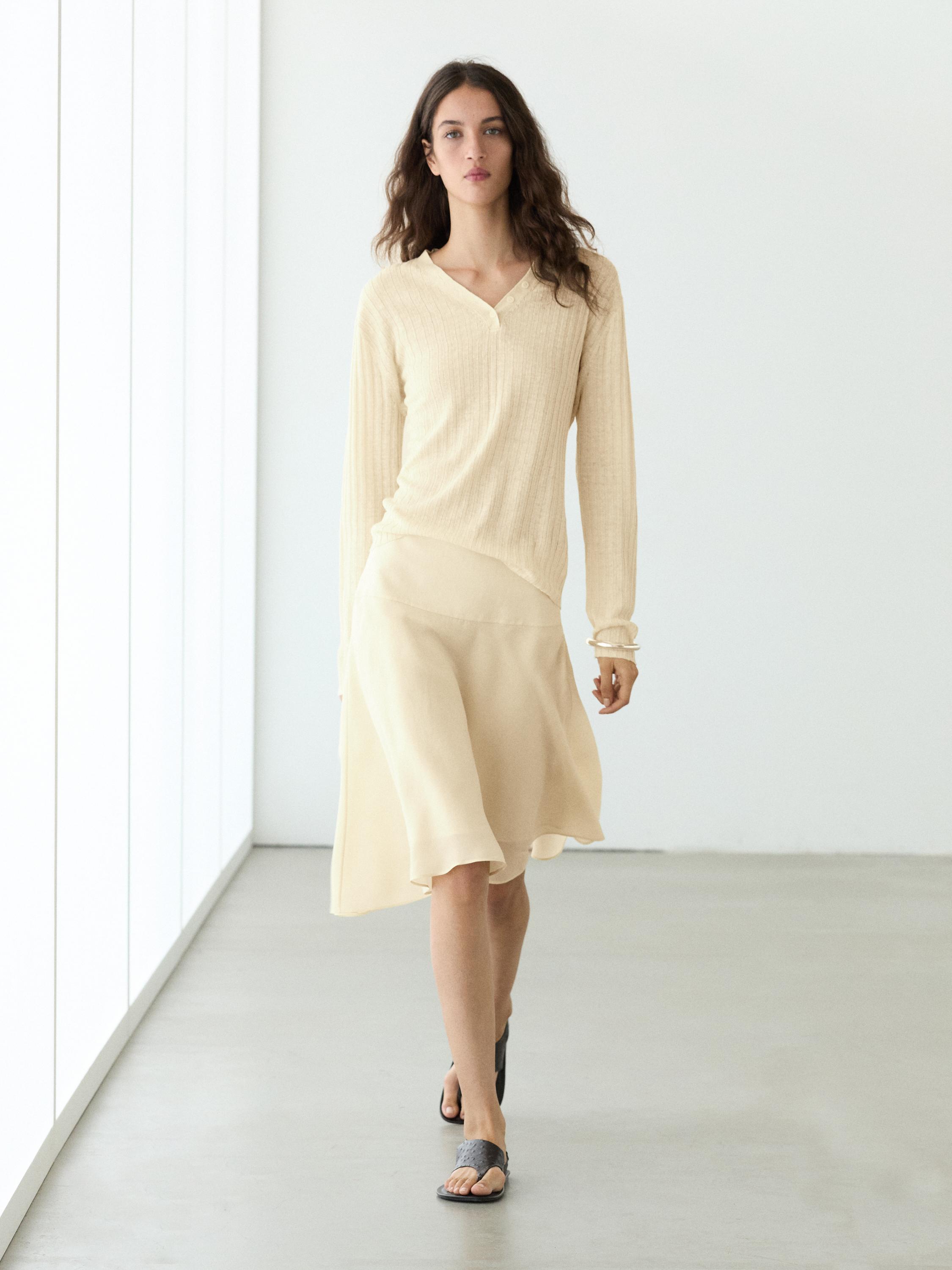 Jupe midi fluide asymétrique