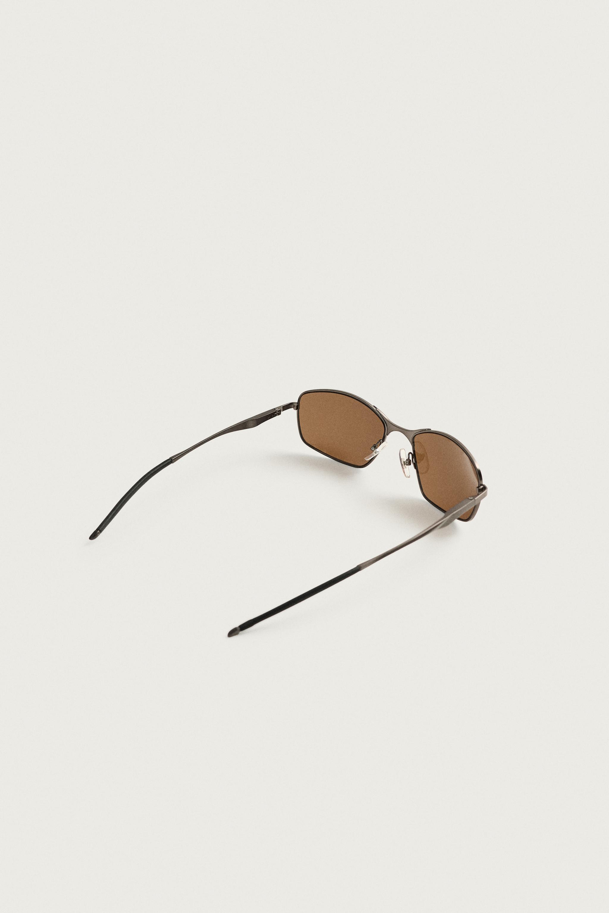 LUNETTES DE SOLEIL OVALES