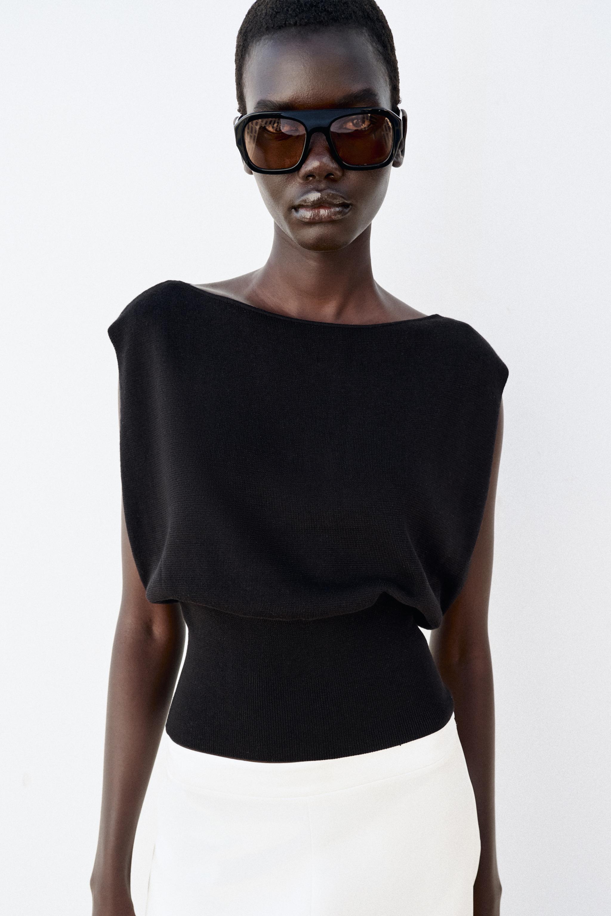 FITTED WAIST KNIT TOP