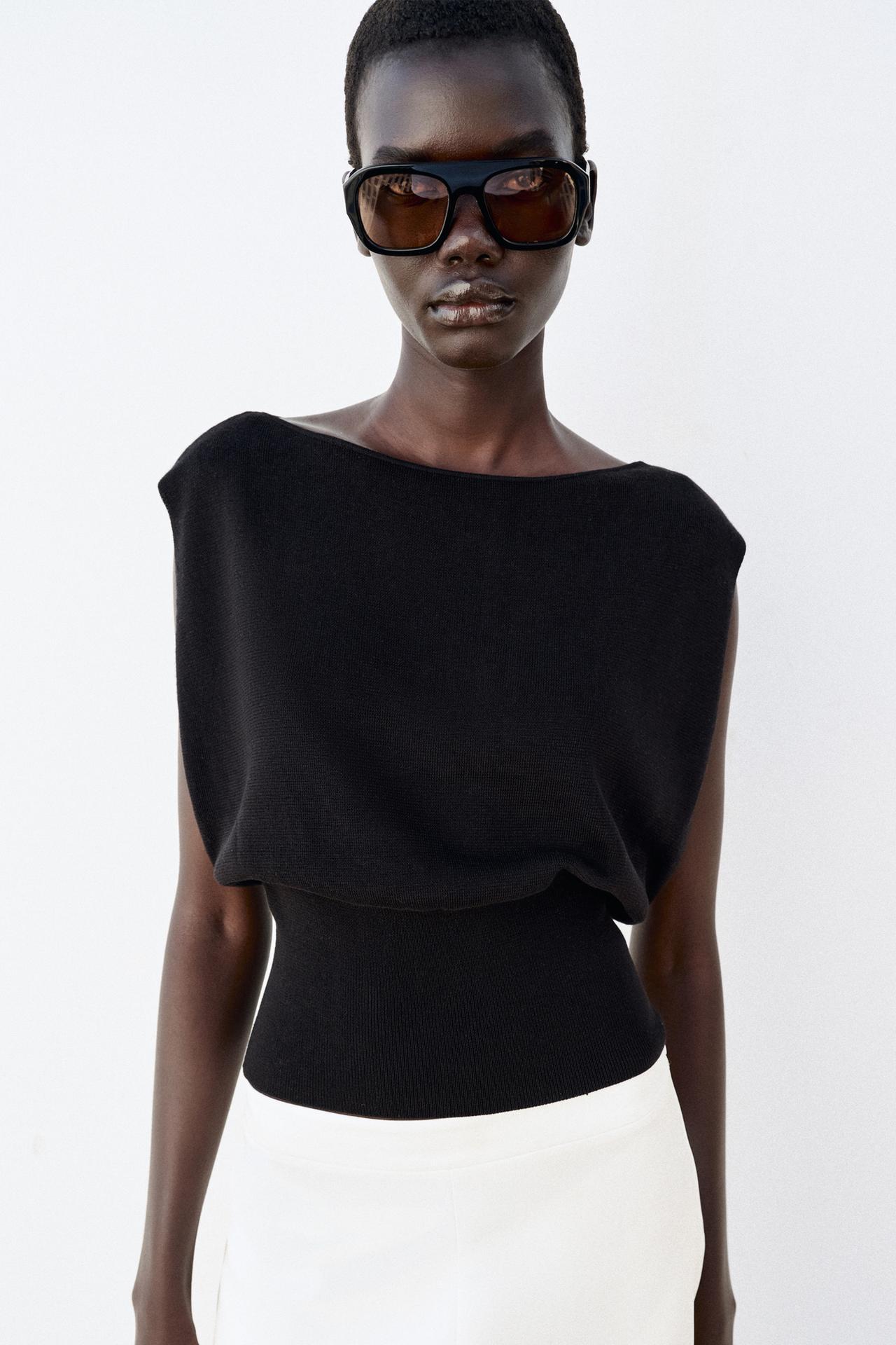 FITTED WAIST KNIT TOP — Black