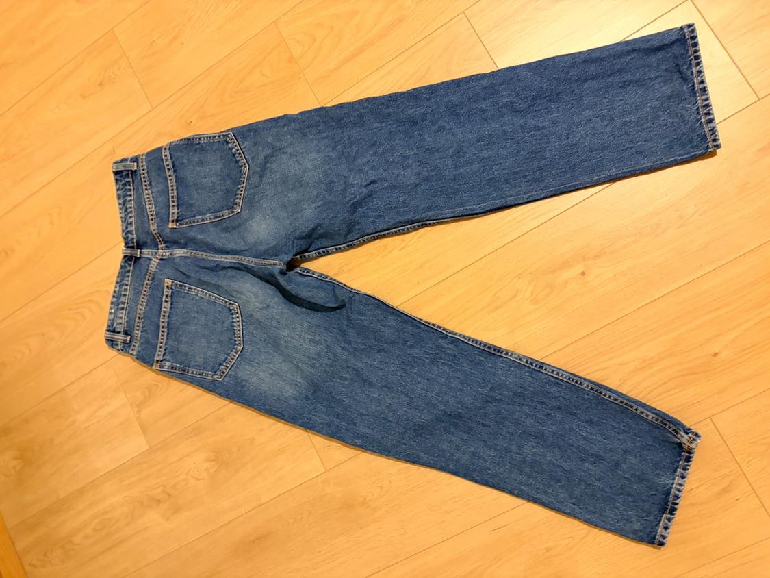 TRF MOM FIT HIGH-WAIST JEANS - Image 3