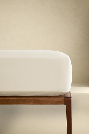 PERCALE FITTED SHEET | 40 CM HIGH (300 THREAD COUNT) - Ecru by Zara