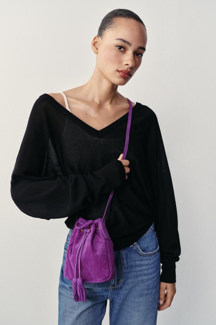 BOLSA CRUZADA DE CUERO MINI CON FRUNCES 2