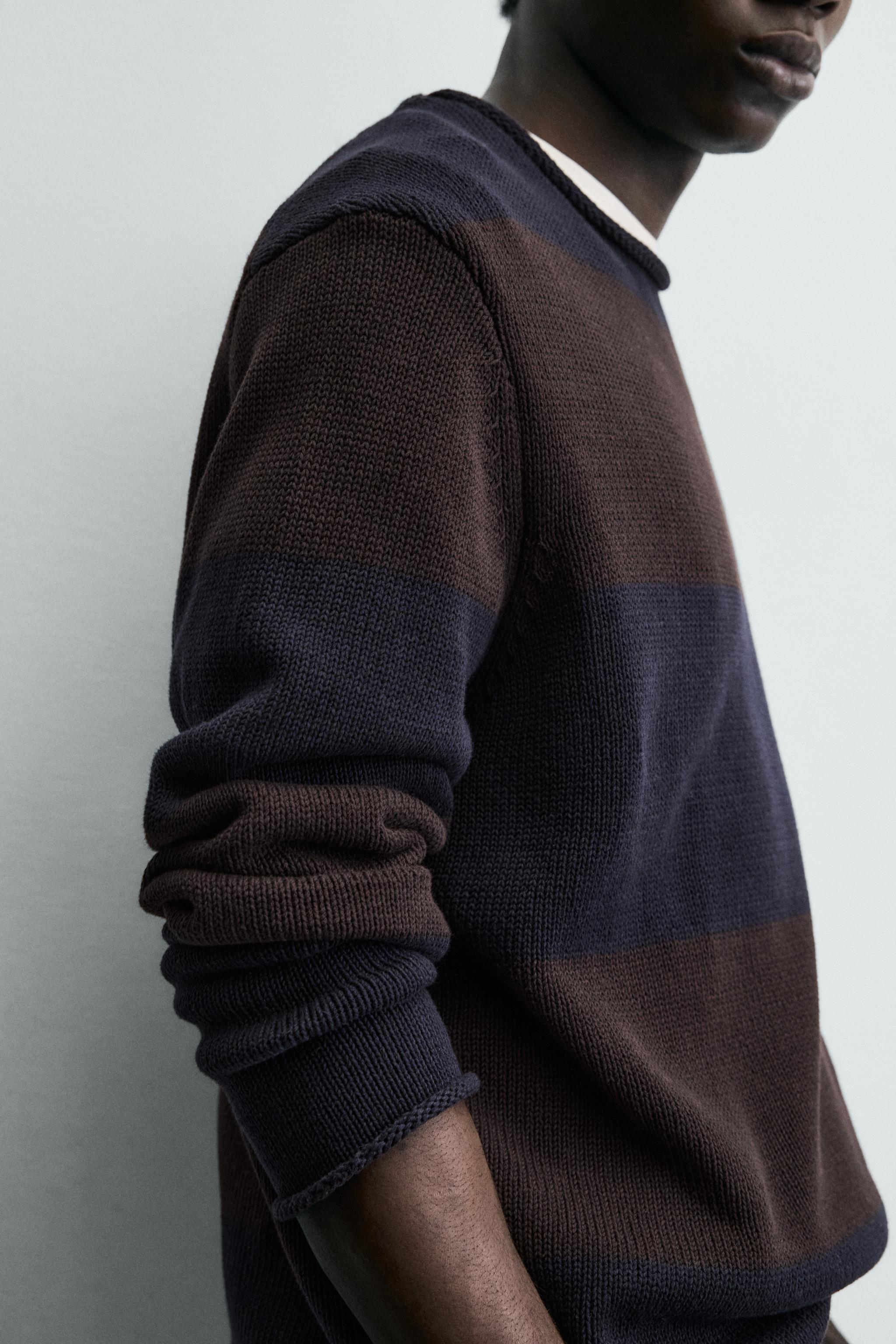 PULL EN JACQUARD À RAYURES