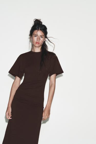 VESTIDO LARGO DRAPEADO - Marrón de Zara