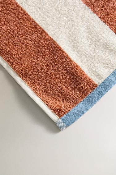 SERVIETTE DE BAIN COTON RÉVERSIBLE RAYURES - Rayures de Zara - Image 3