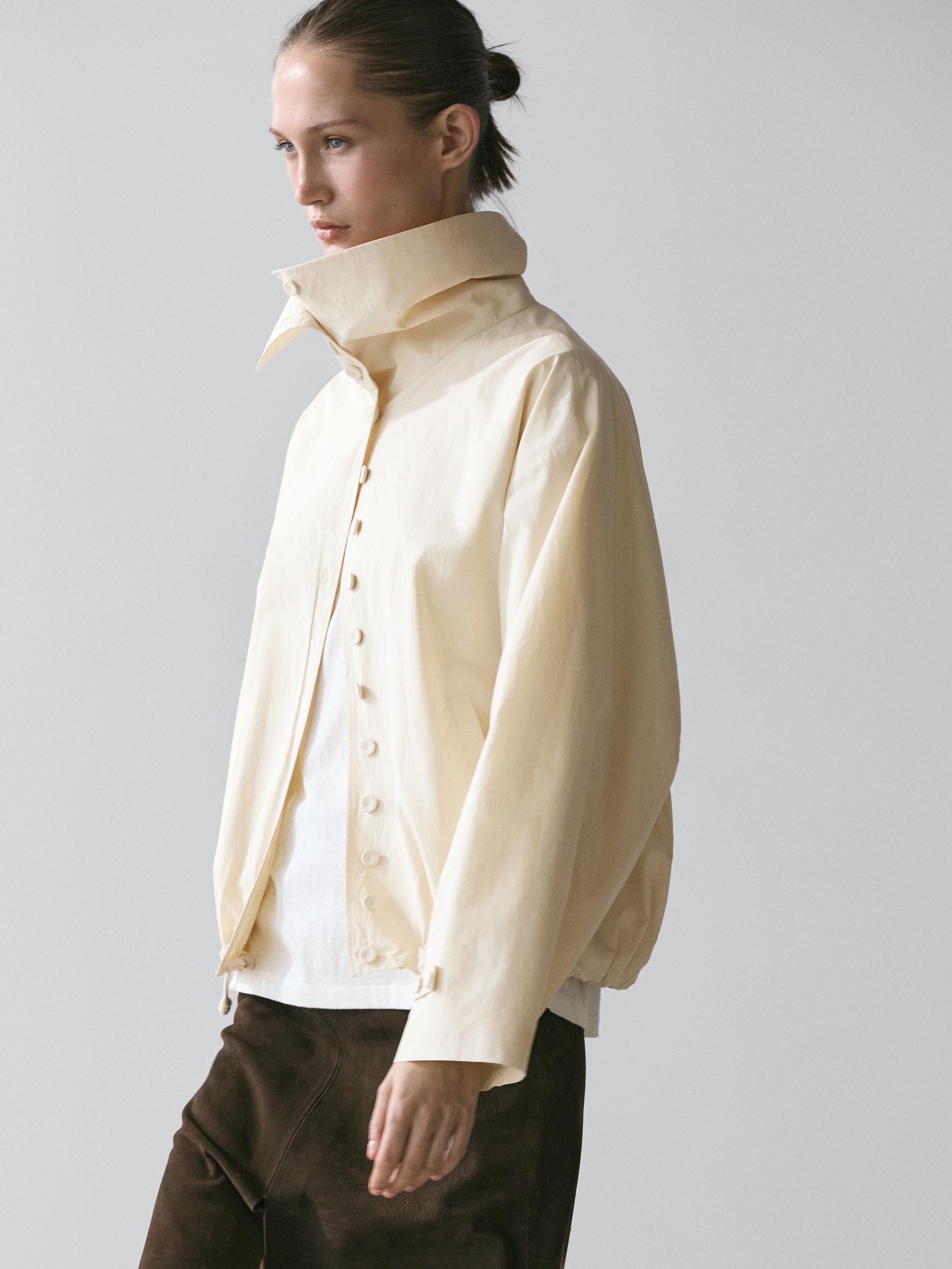 Cotton jacket with button details