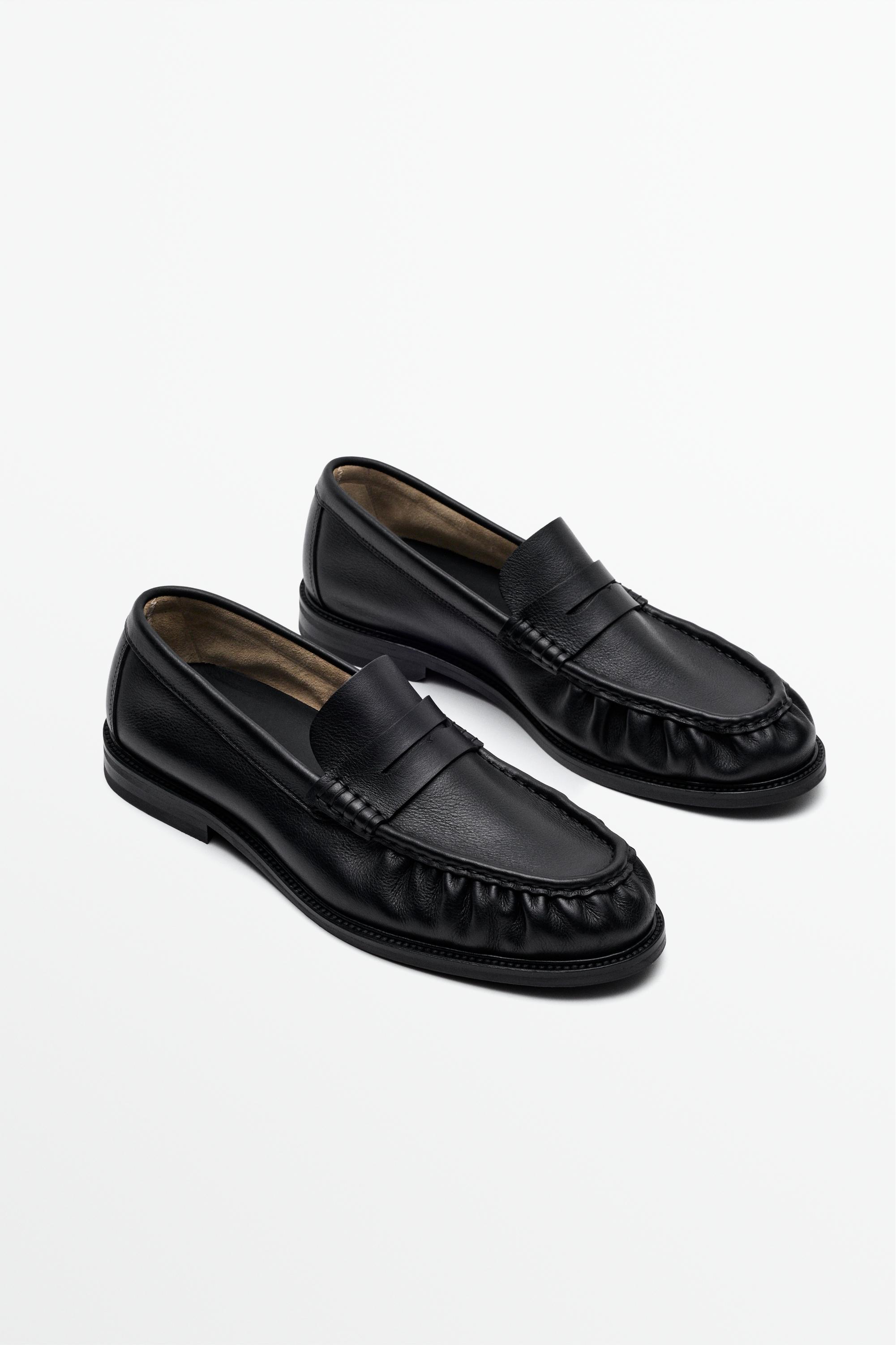 Shirred split suede leather loafer — Black