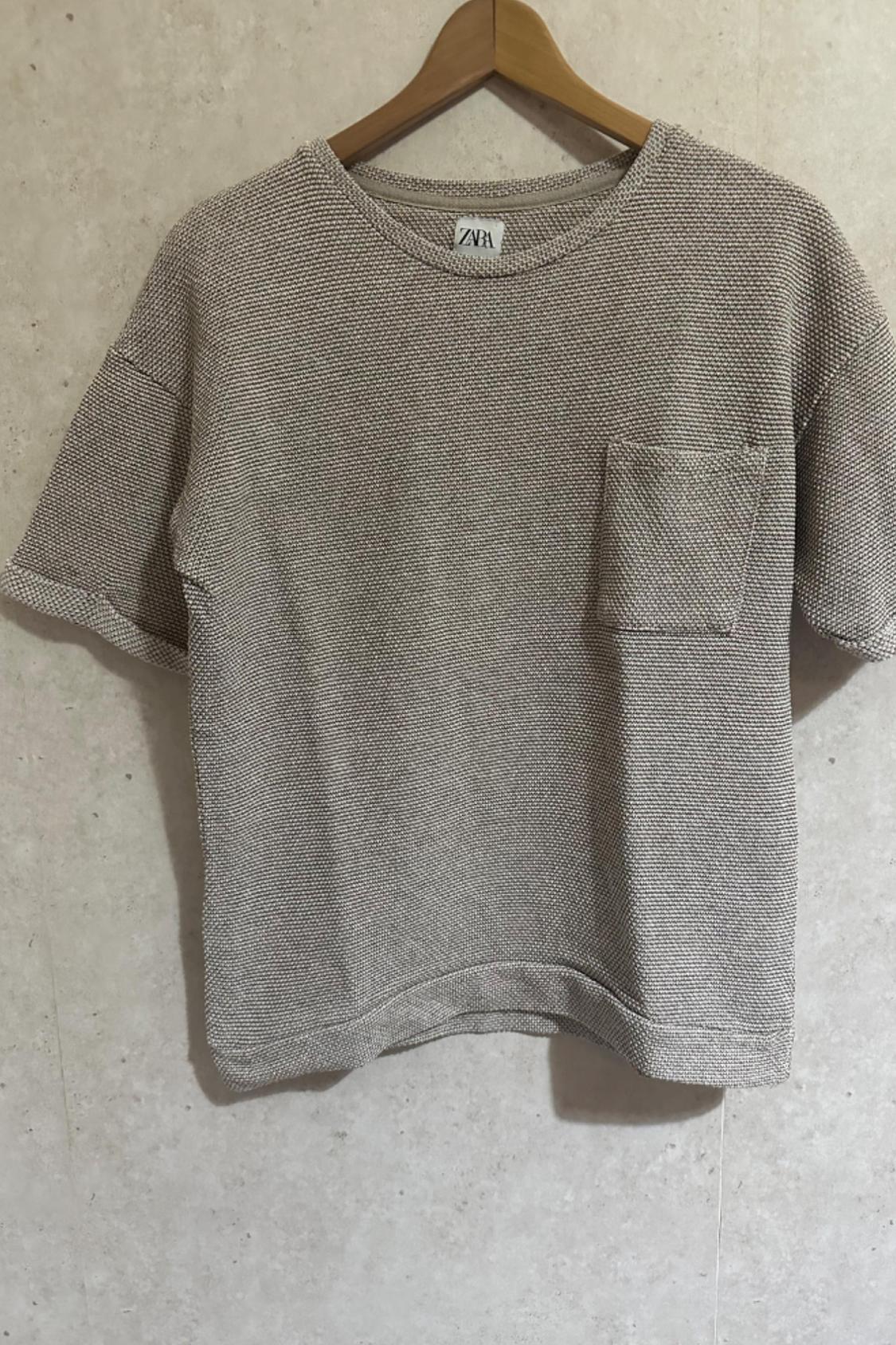 TEXTURED SWEATSHIRT WITH POCKET