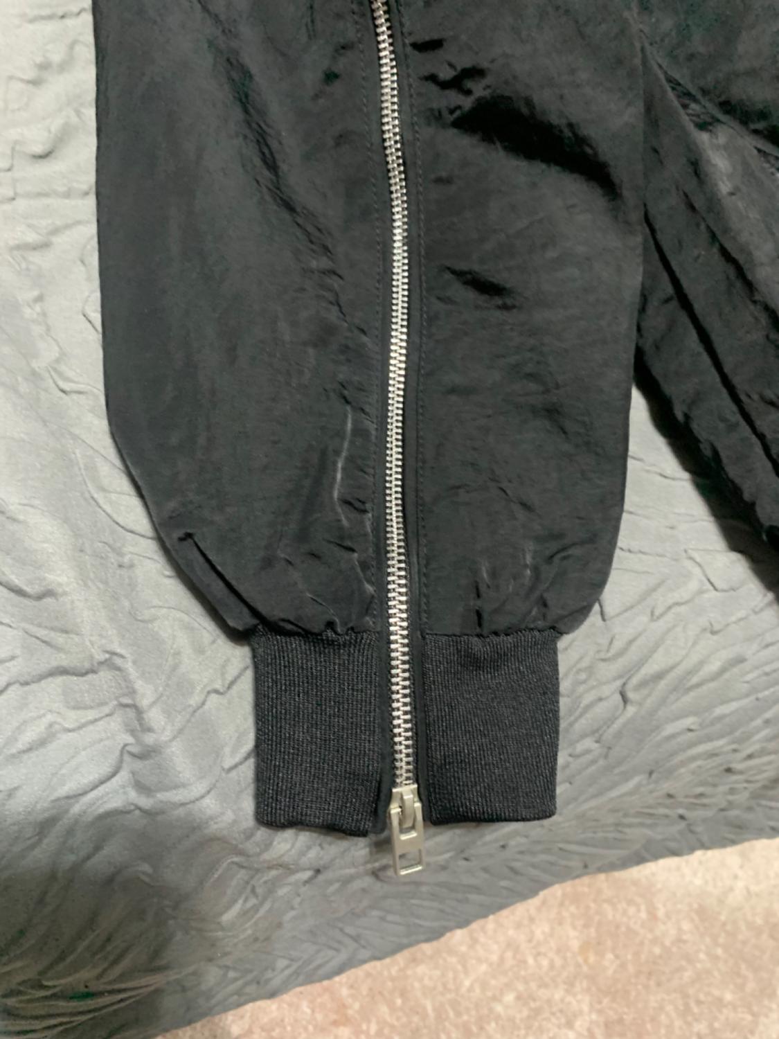 BLACK ZIPPED BOMBER - Image 3