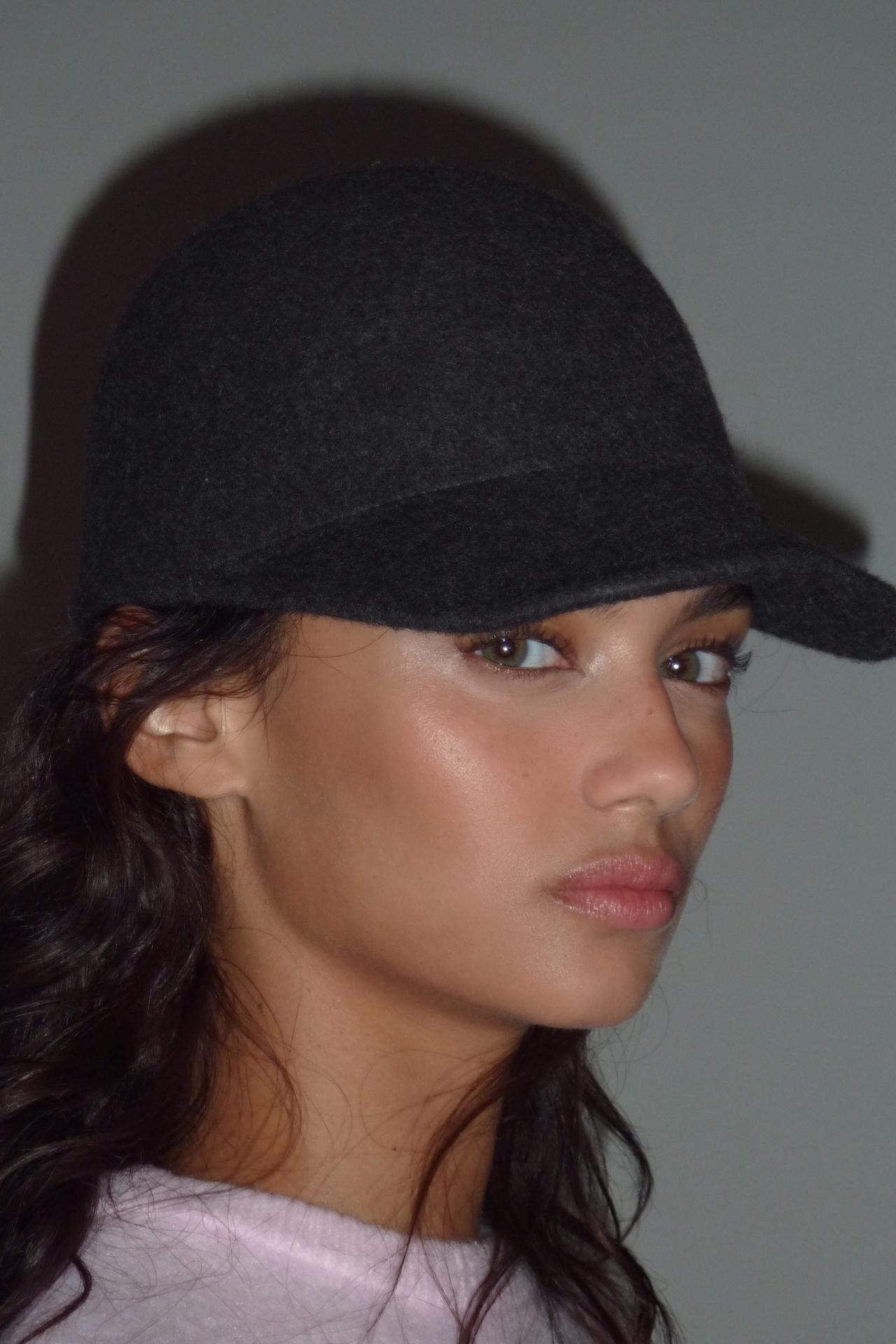 100% WOOL STRUCTURED CAP — Gray