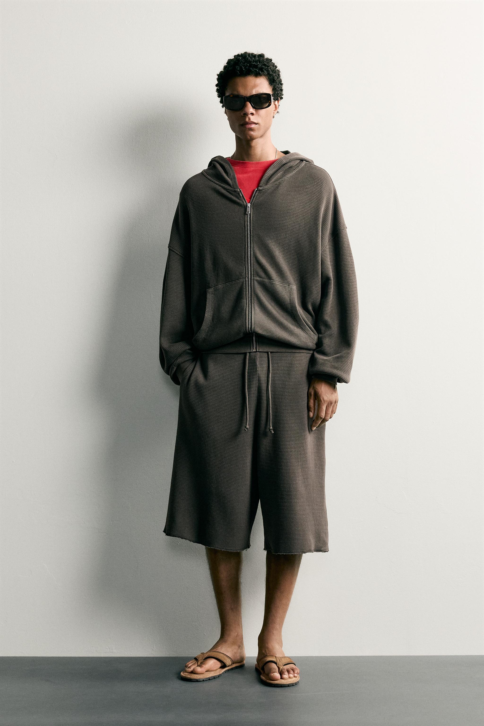 WASHED WAFFLE KNIT JOGGER SHORTS
