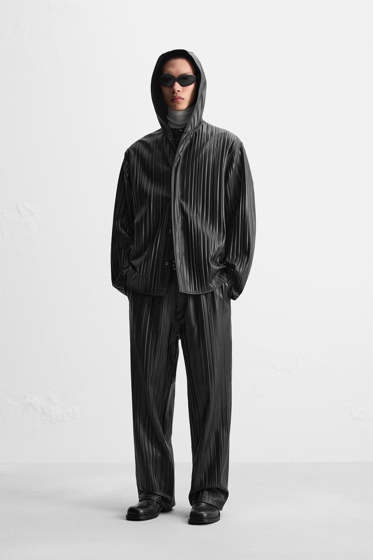 プリーツフェイクレザーシャツジャケット - ブラック | ZARA Japan / 日本
