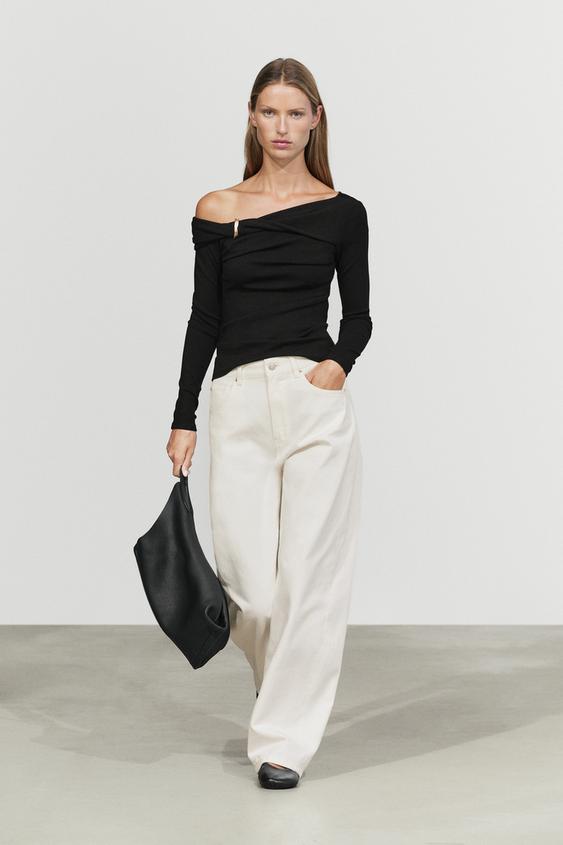 Zara Long sleeve top with metallic detail - Black - Image 0