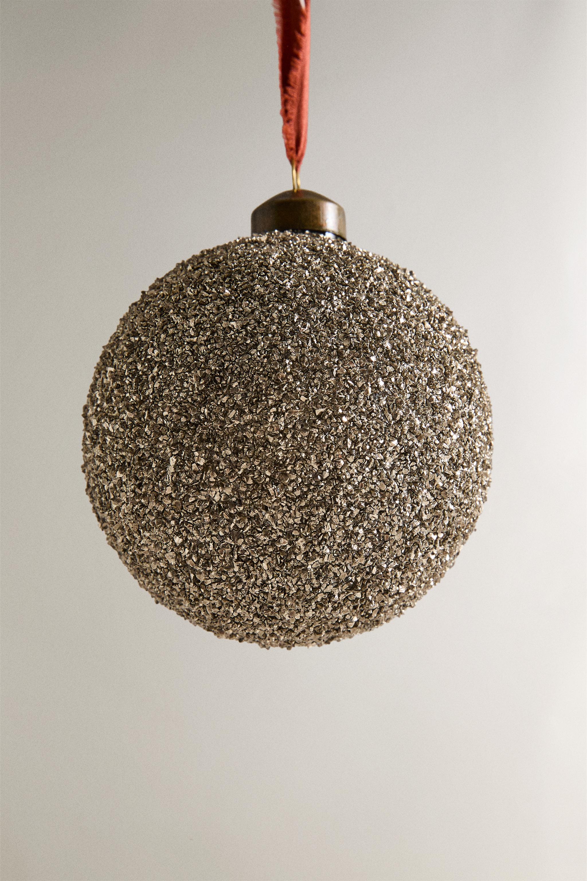 GLITTERY BALL CHRISTMAS TREE ORNAMENT
