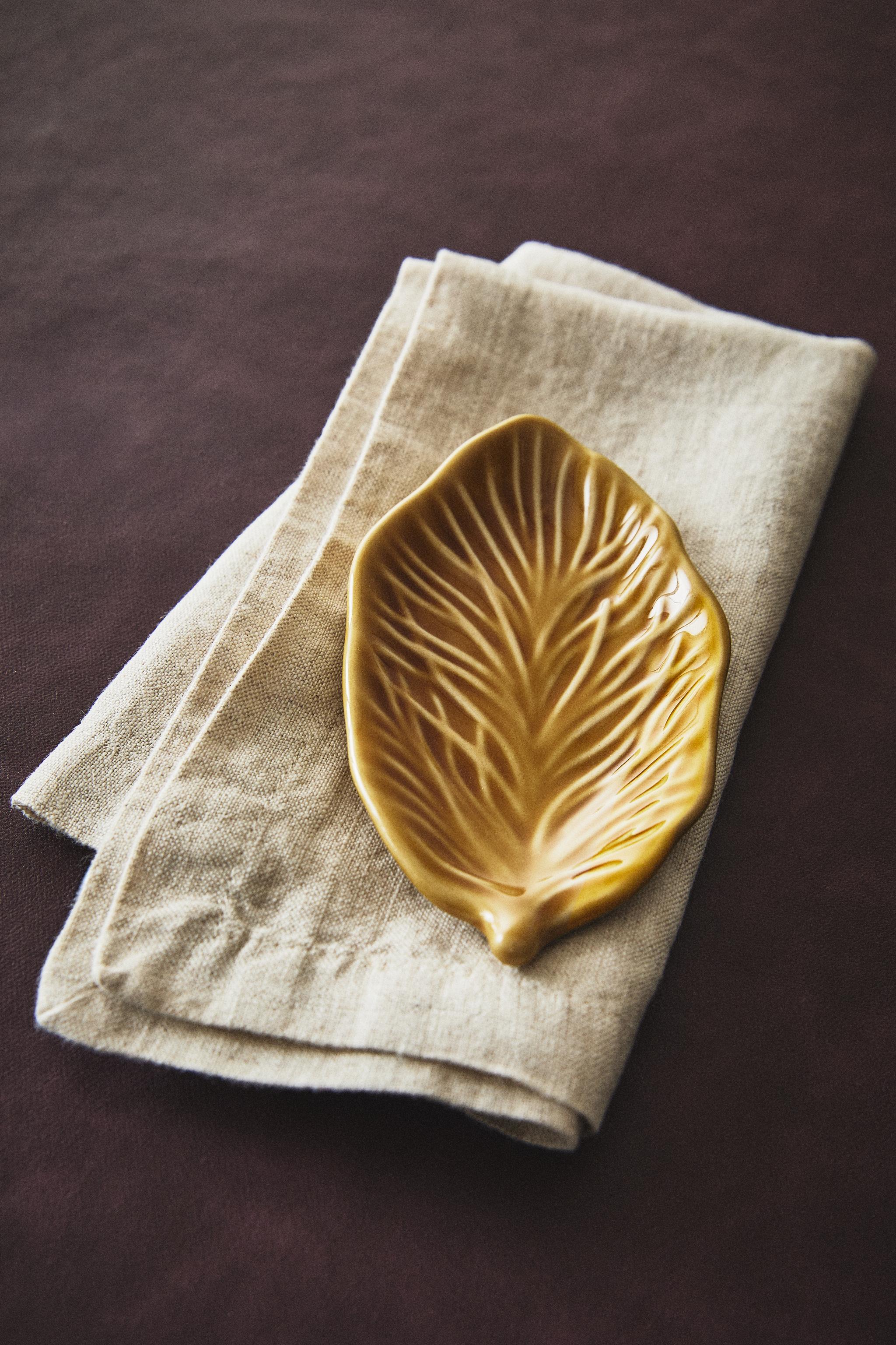 MINI PLAT FEUILLE GRÈS