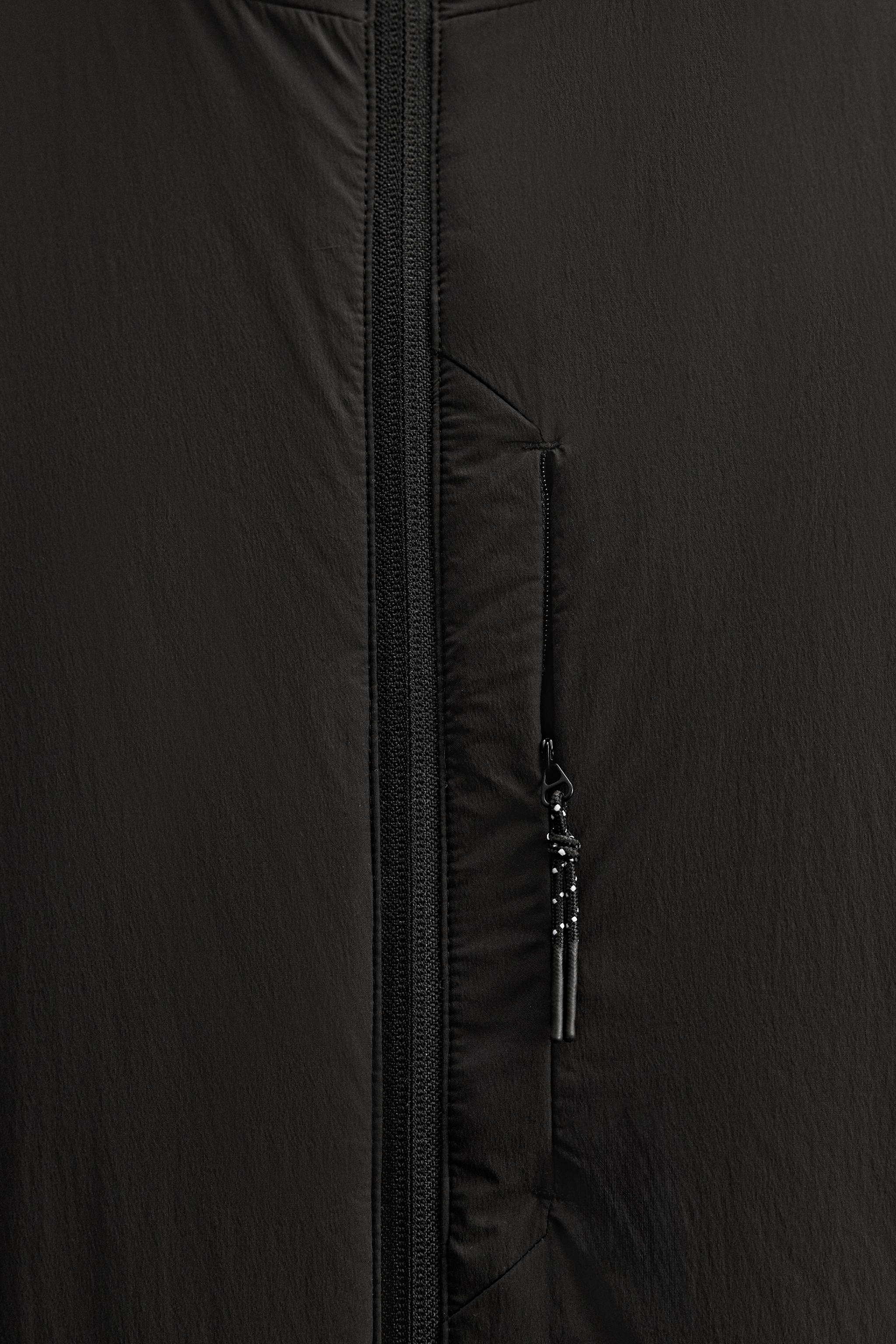 ZARA コントラストパフジャケット ブラック 未使用 】【現行品】ZARA ザラ コントラストパフジャケット