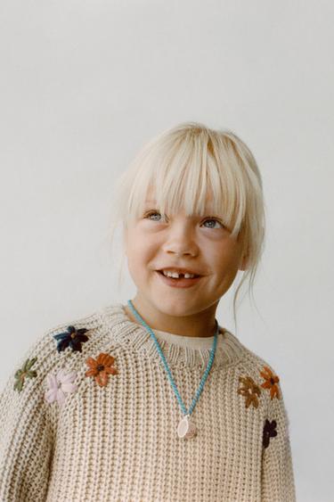 KNIT JUMPER WITH EMBROIDERED FLOWERS - Mid-ecru by Zara