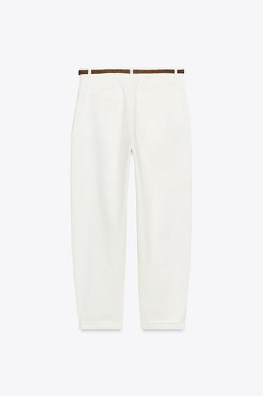 PANTALON CHINO AVEC CEINTURE TRESSÉE - Écru de Zara - Image 1
