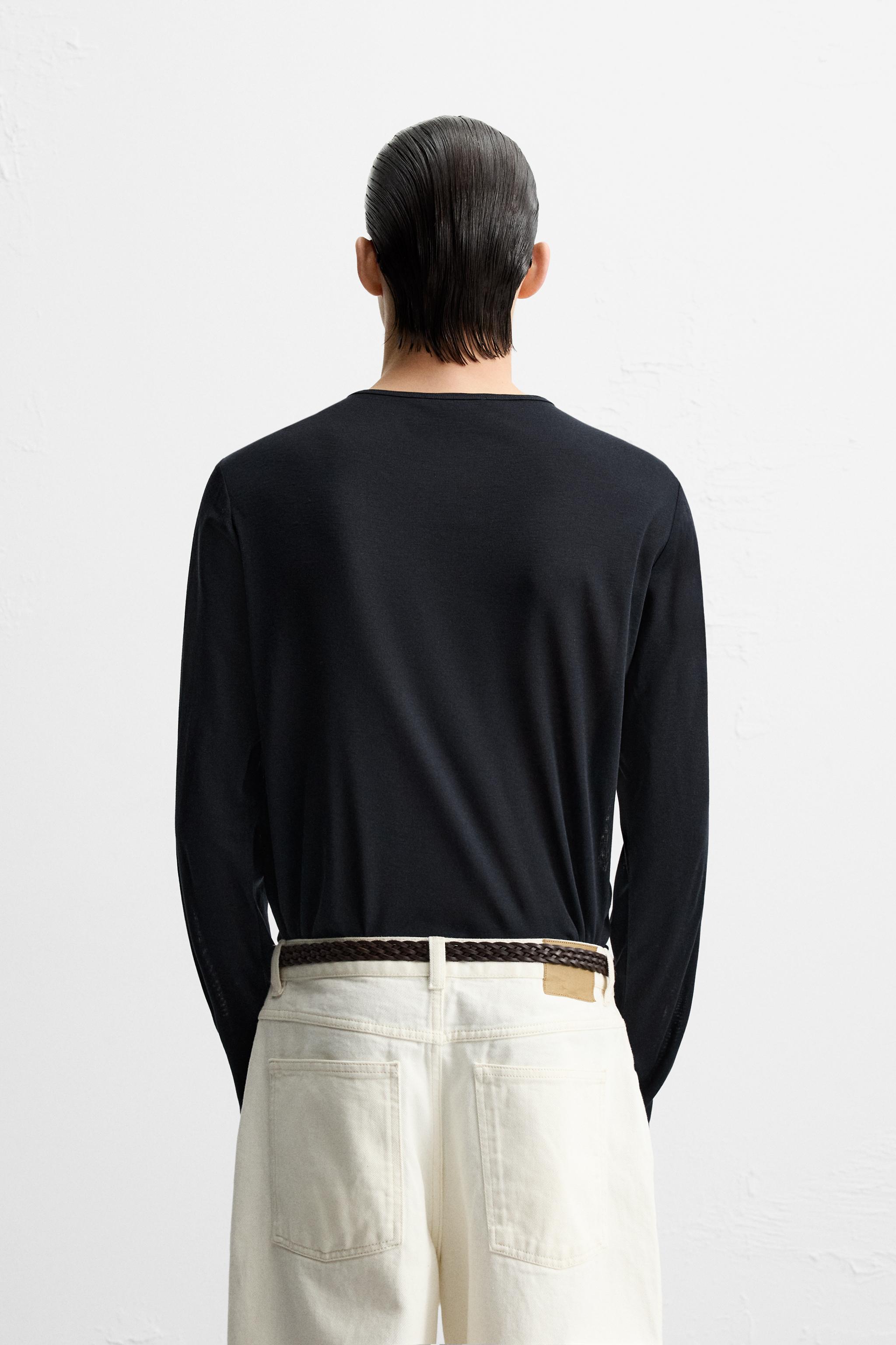 【ZARA】ダブルネックボタン付きTシャツ 5039/417/401 ダブルネックボタン付きTシャツ - ネイビーブルー | ZARA Japan
