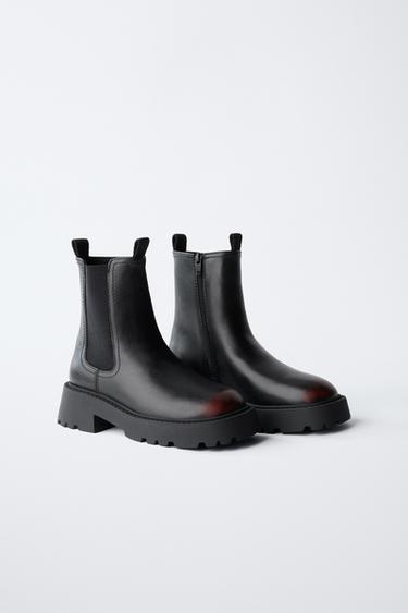 BRUSHED EFFECT ANKLE BOOTS - Black by Zara