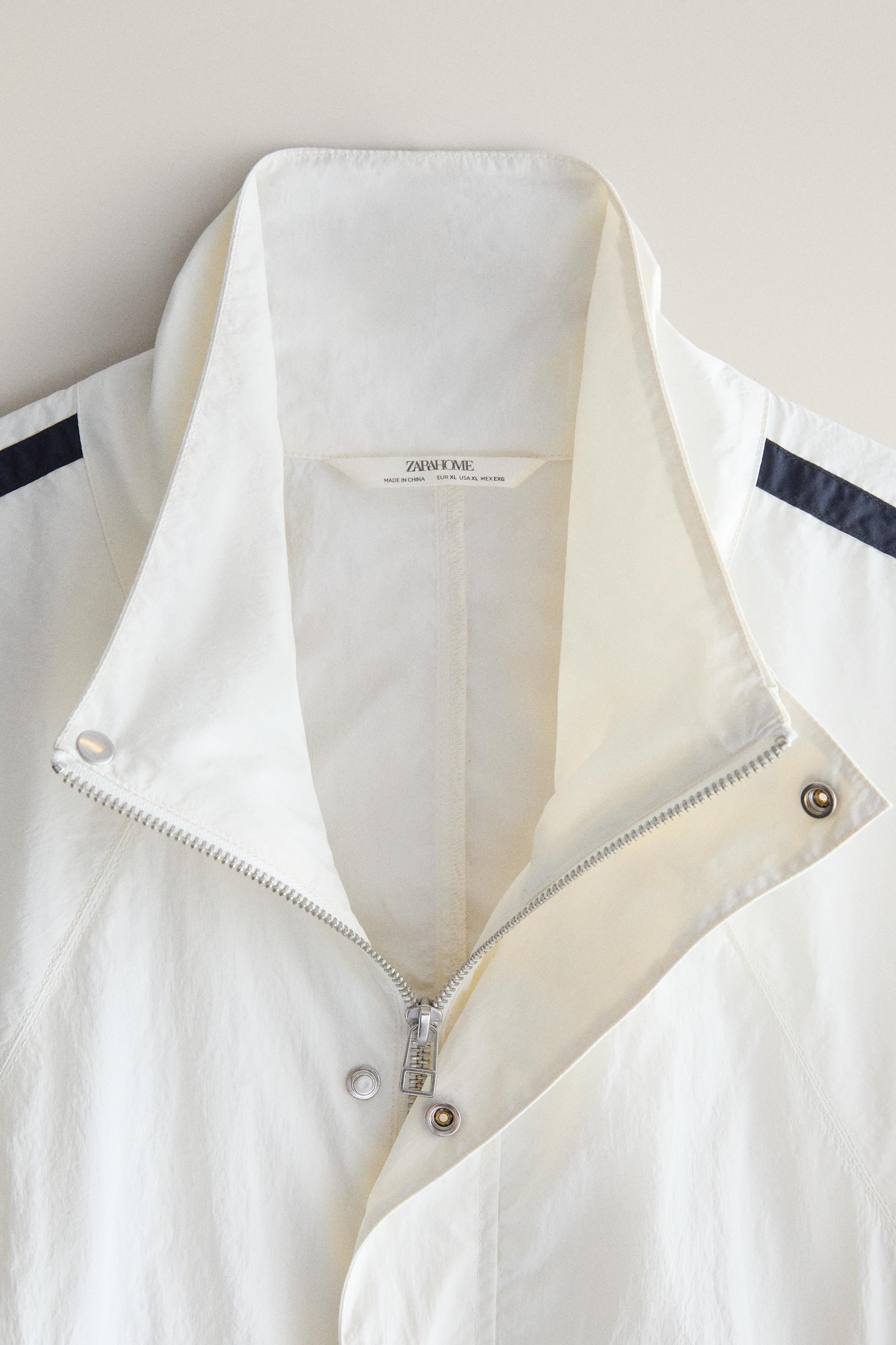 VESTE À DÉTAIL CONTRASTANT