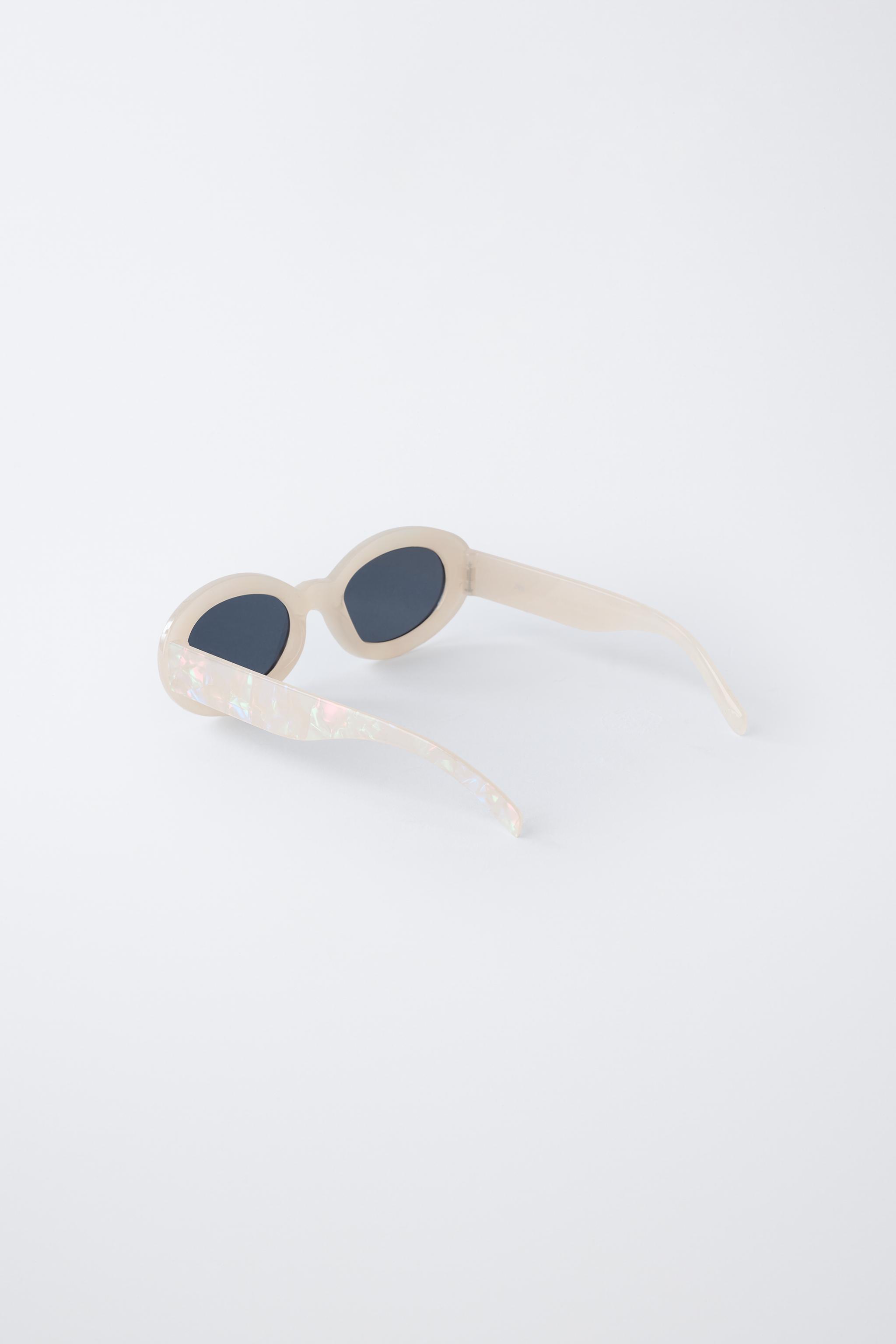 LUNETTES DE SOLEIL OVALES EFFET MARBRÉ
