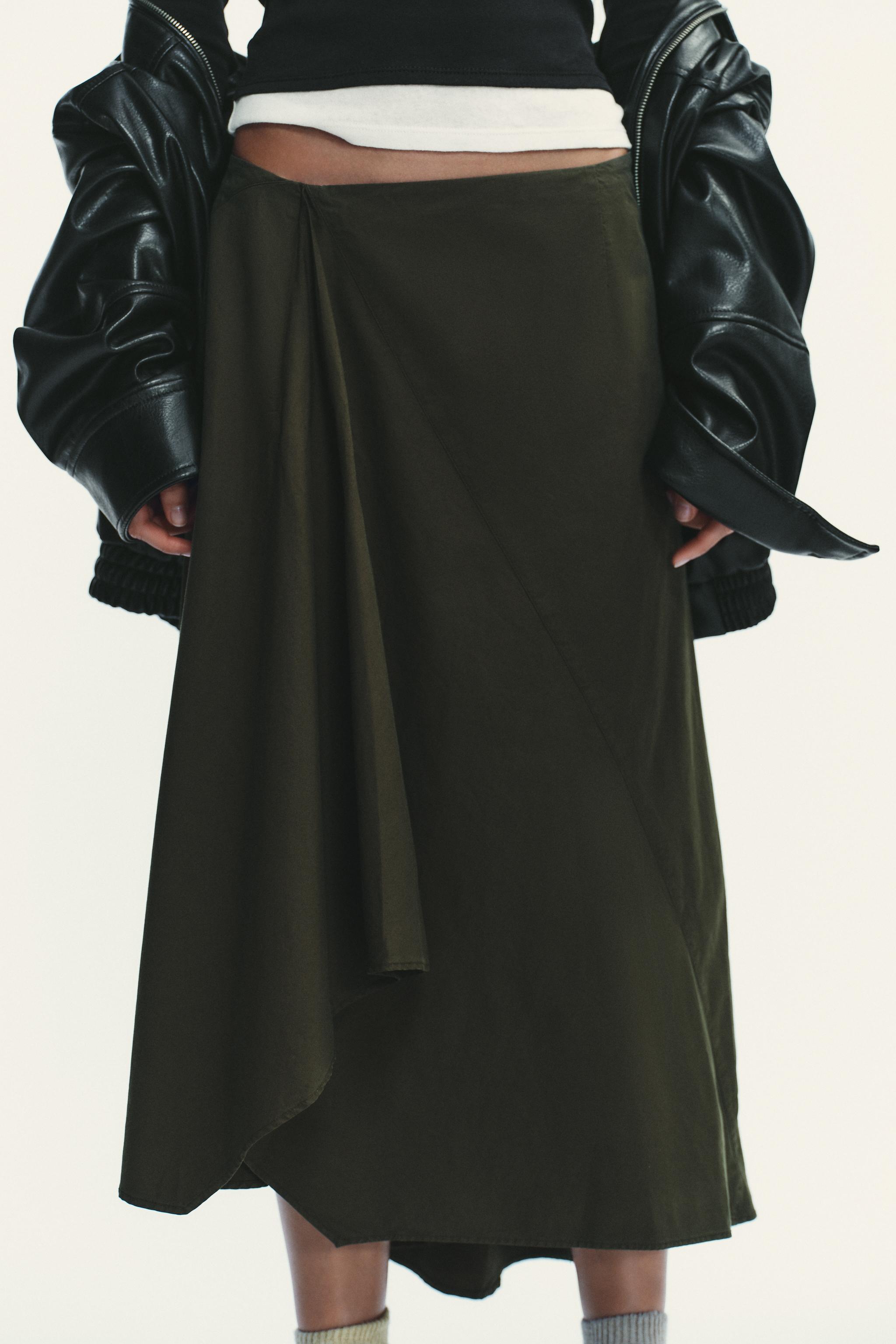 ASYMMETRIC SKIRT