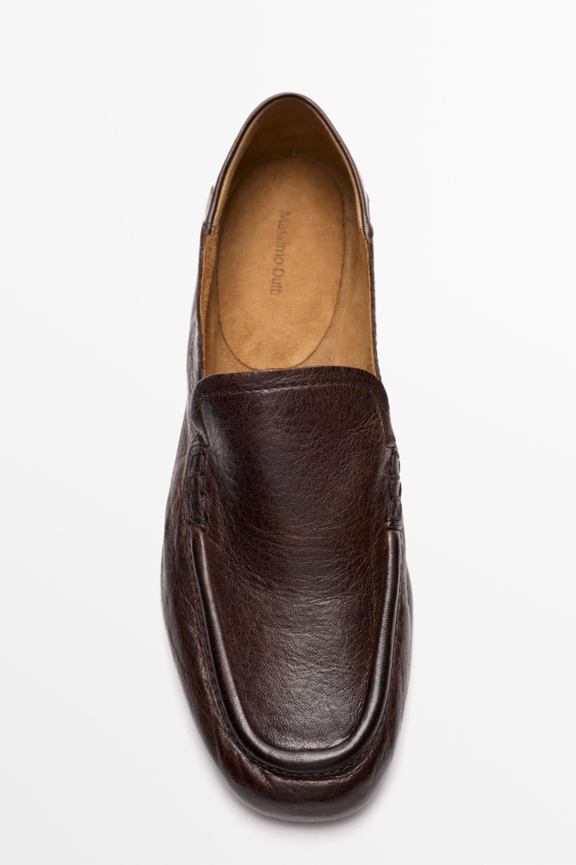 Leather heel loafer