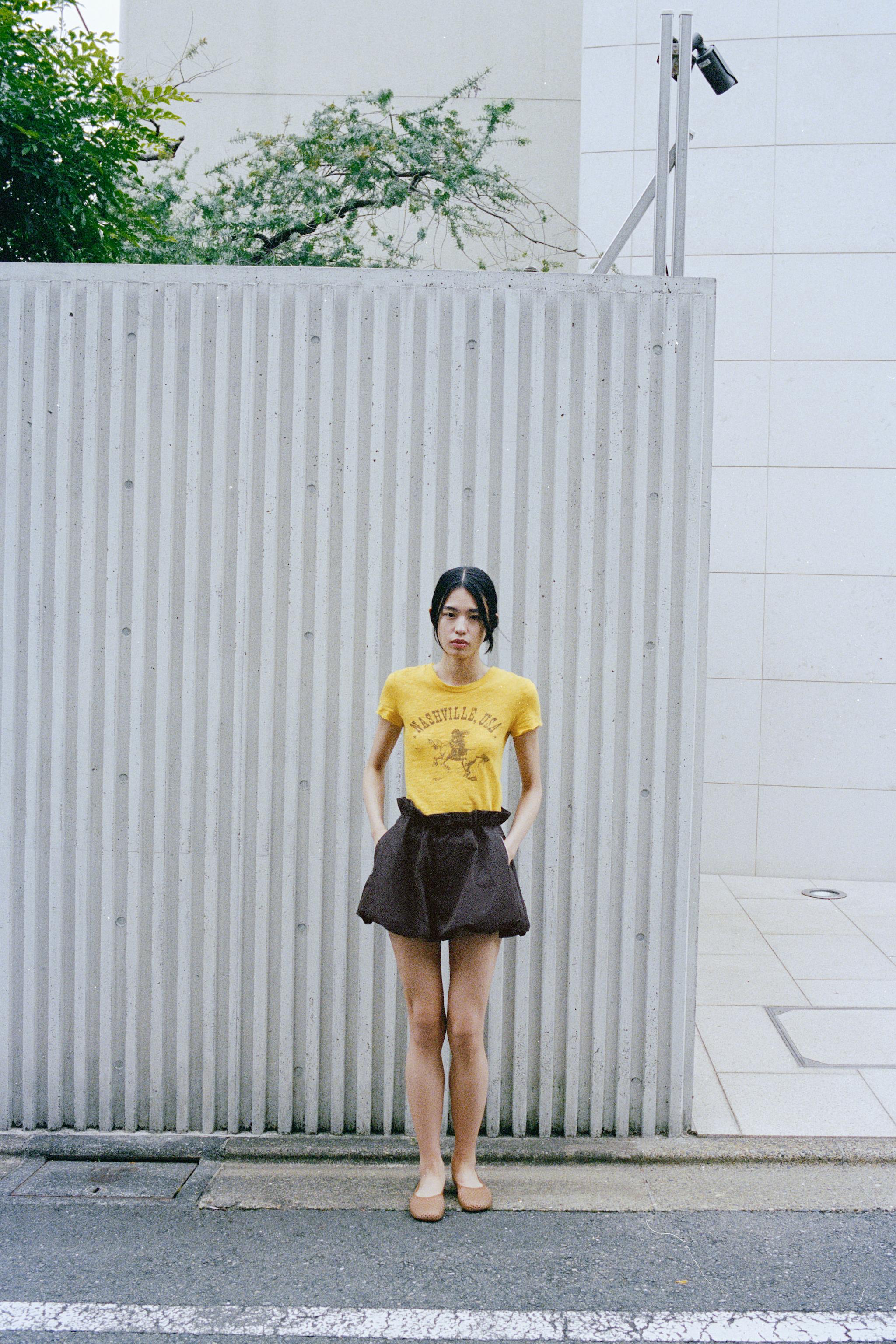ZARA FLAME テキスト Tシャツ 0264/355 FLAME TEXT T-SHIRT - Mustard | ZARA United States