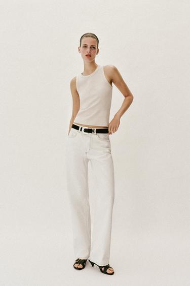 توب RIB دون أكمام - رمل الخاص بـ Zara