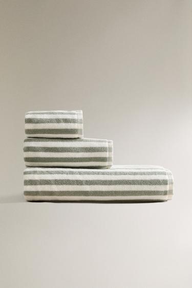 ASCIUGAMANO BAGNO RIGHE COLORATE - Blu / Verde di Zara - Immagine 0