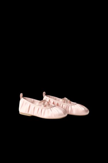 BALLERINA-DETAIL - Rosa von Zara