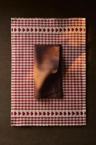 CHRISTMAS HEARTS PLACEMAT (PACK OF 2) - Red by Zara