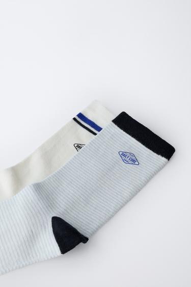 LOT DE DEUX PAIRES DE CHAUSSETTES LOGO ET RAYURES - Bleu de Zara - Image 1