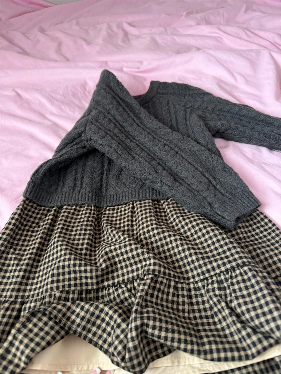 CHECKED KNIT DRESS - Image 3