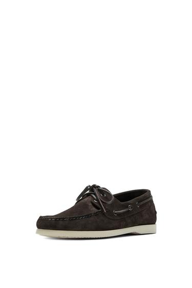 Chaussure bateau cuir - Marron de Zara