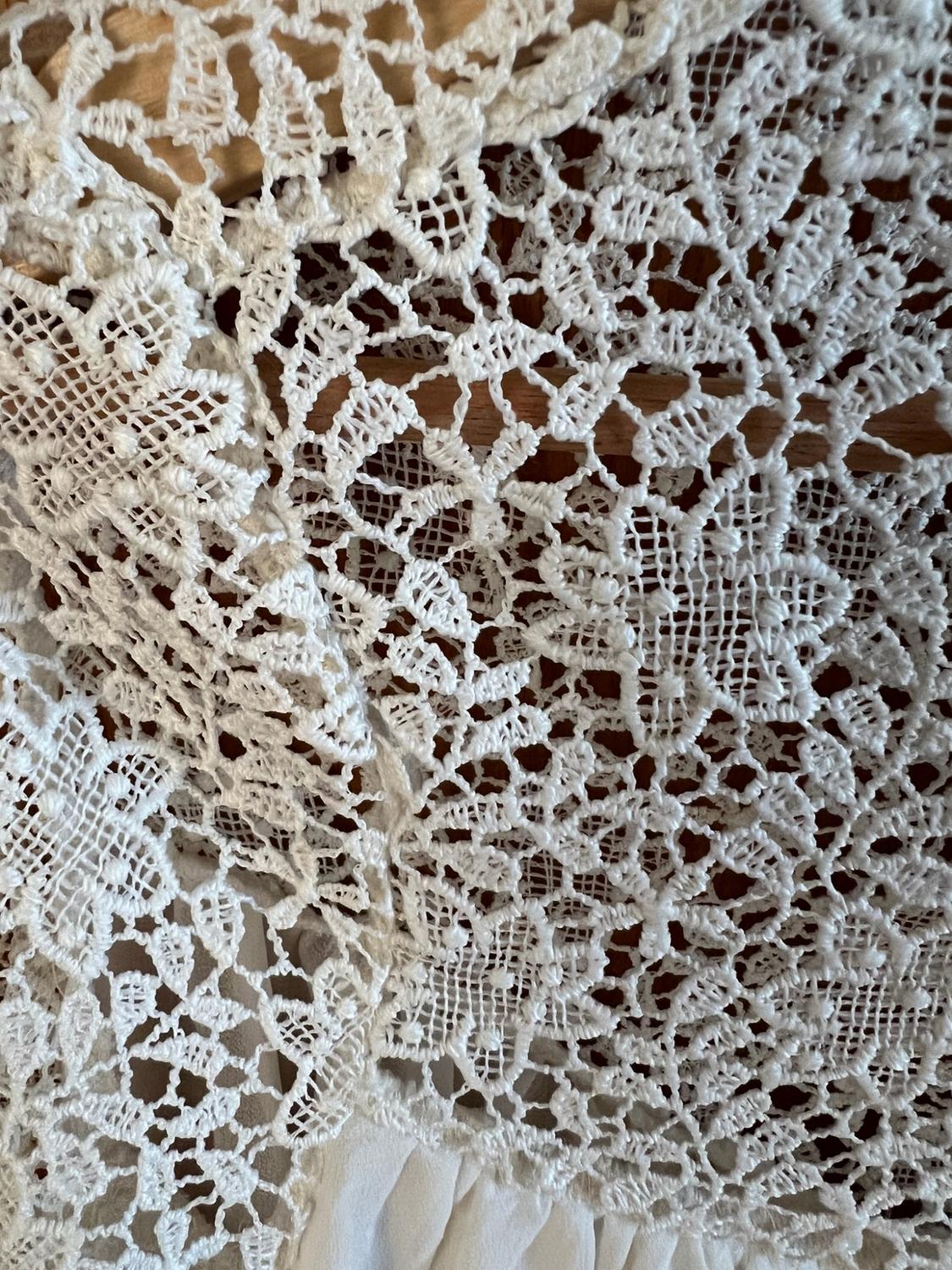 EMBROIDERED BLOUSE - Image 3