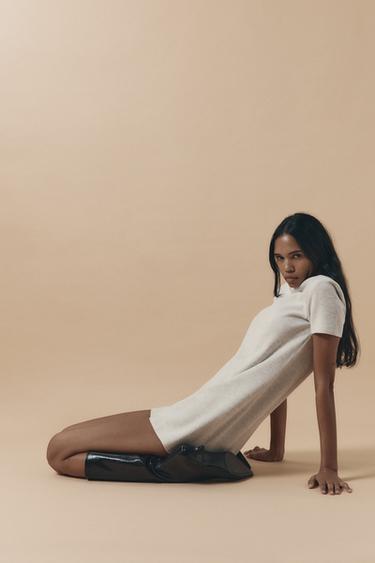 VESTIDO MINI MANGA CORTA - Beige vigoré de Zara