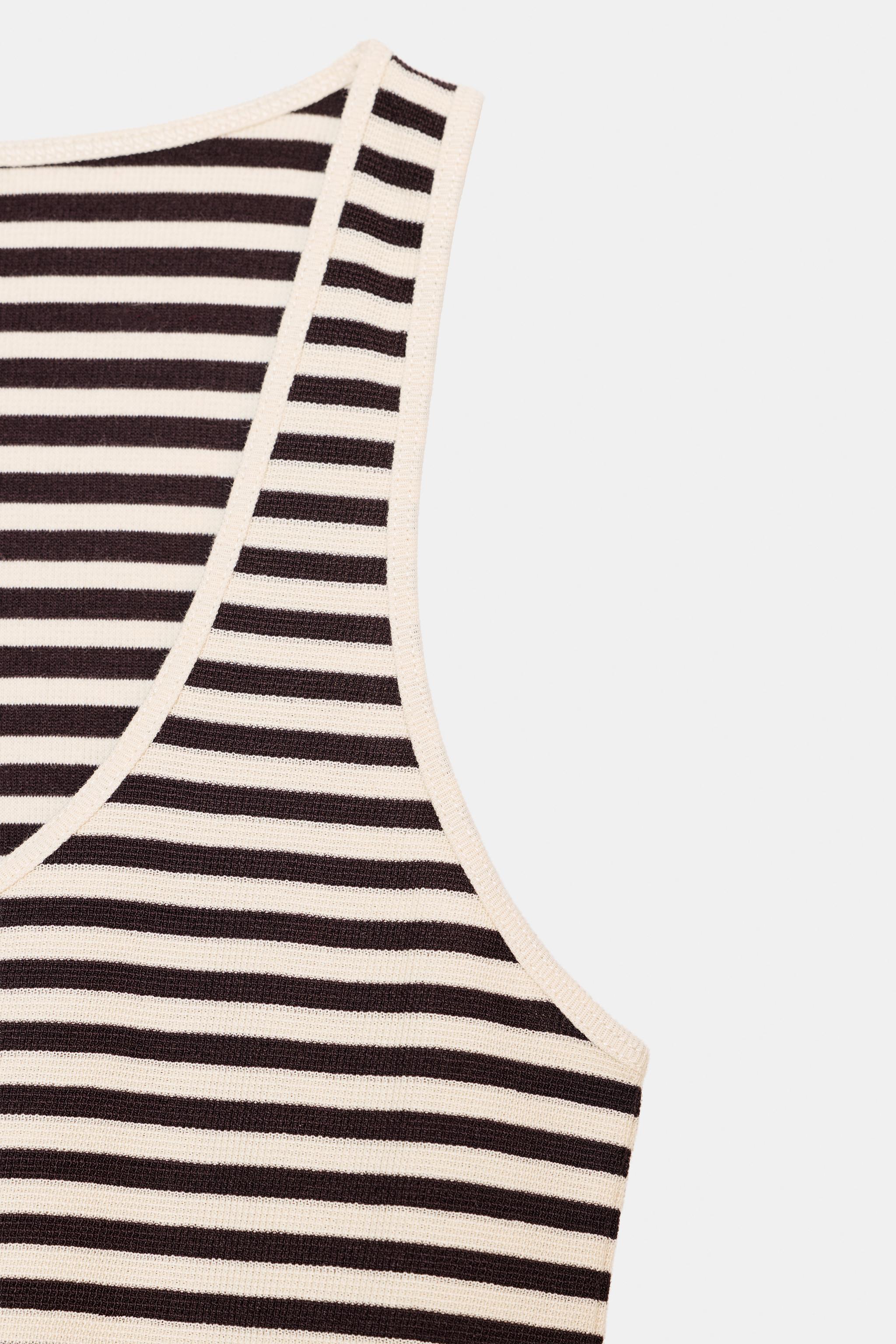 STRIPED SLEEVELESS TOP