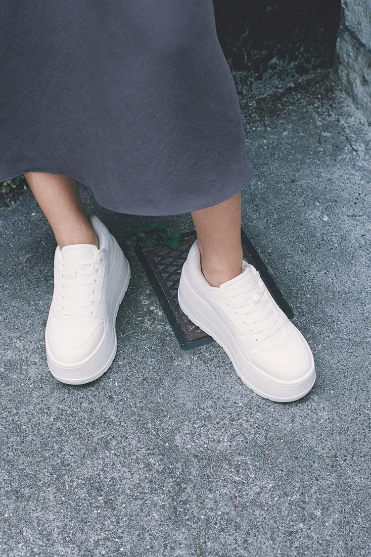 PLATFORM SNEAKERS — White