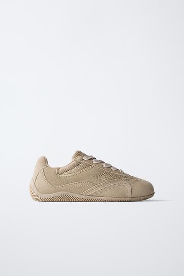TRAINERS WITH BEADED CLIPS - Brown by Zara