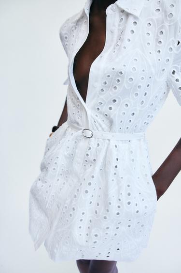 КЪСА РОКЛЯ С РЯЗАНА БРОДЕРИЯ ZW COLLECTION - Мръснобял от Zara
