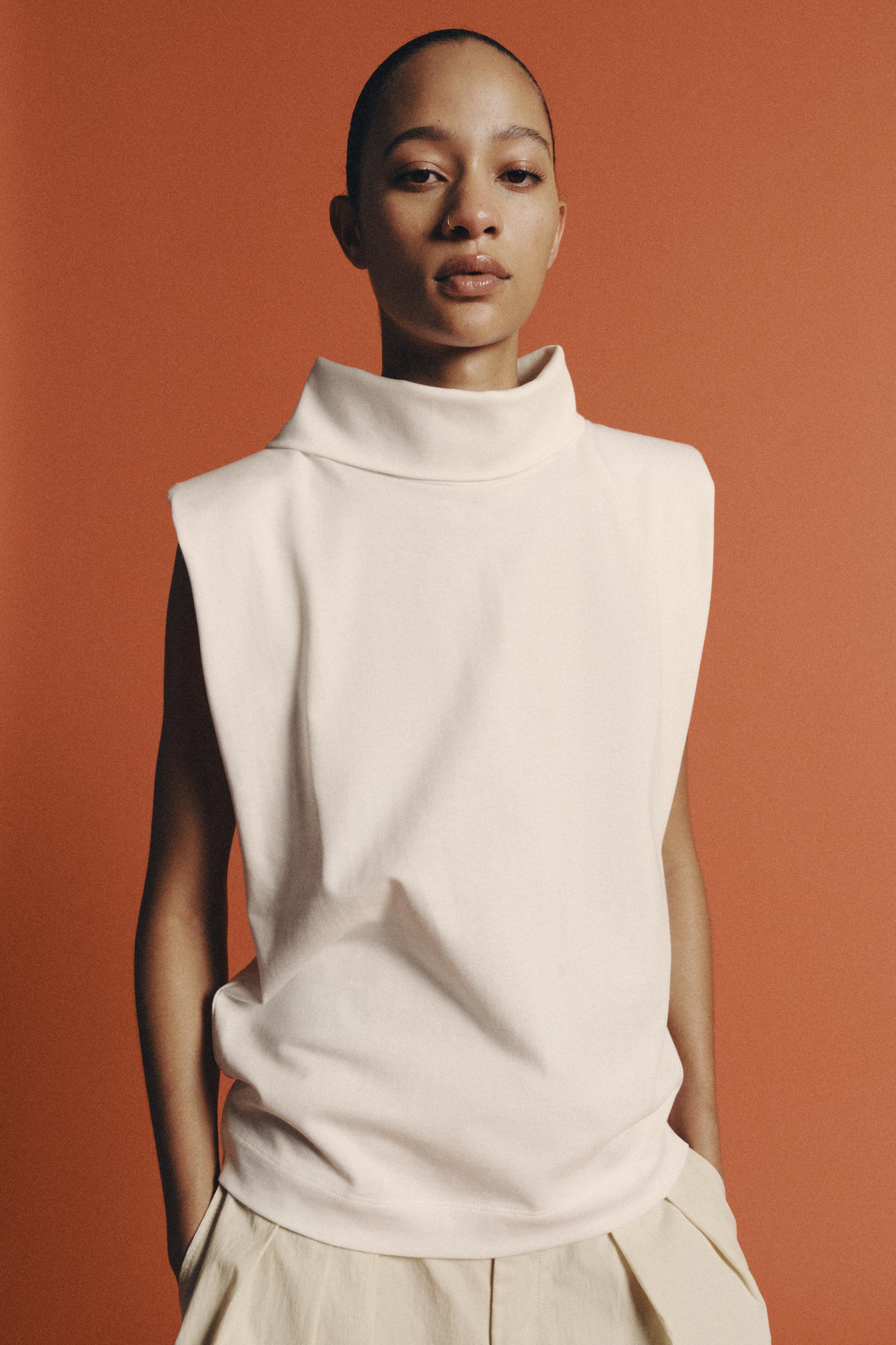 【新品】HRU・HIGH NECK RIB TOPS（OFFWHITE） HIGH NECK TOP - White | ZARA South Africa