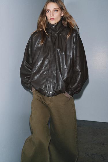 BOMBERJACKE AUS KUNSTLEDER ZW COLLECTION - Taupegrau von Zara