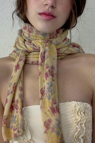 FINE KNIT FLORAL PRINT TOP - Multicoloured by Zara