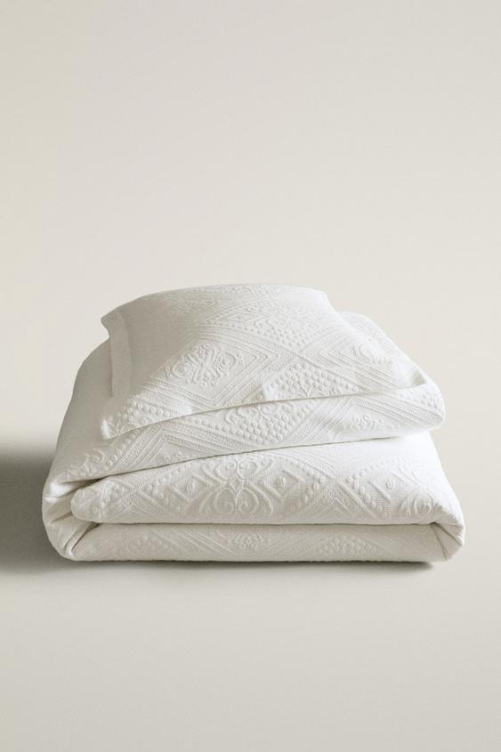 Zara COTTON BEDSPREAD WITH GEOMETRIC DESIGN - White - Image 0