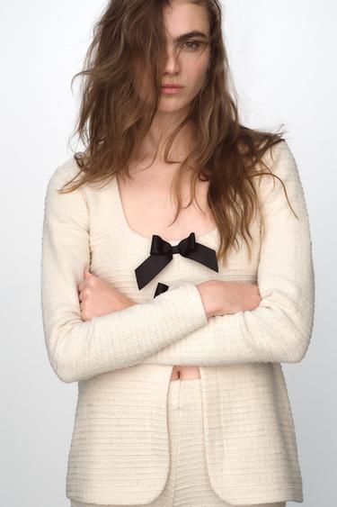 TOP STRUCTURÉ À LACETS - Écru / Beige de Zara - Image 2