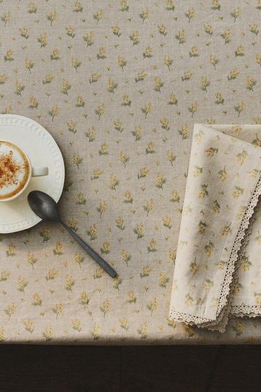 {navn} - {farge} for Zara