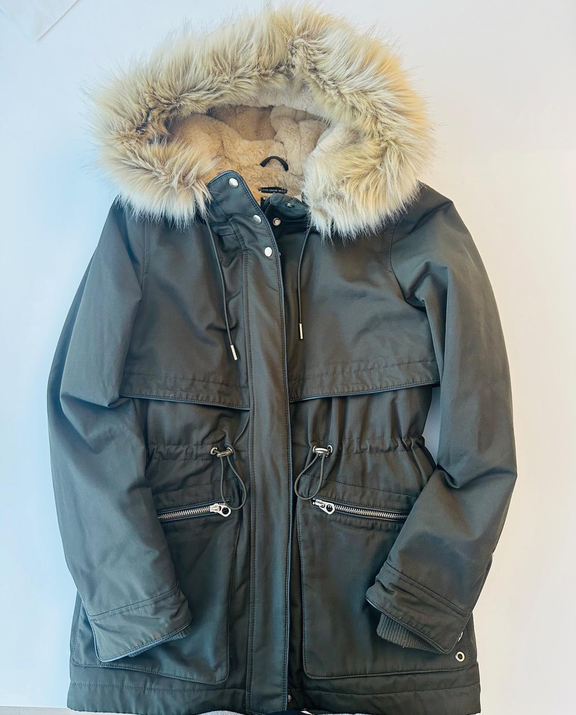 HOODED COAT